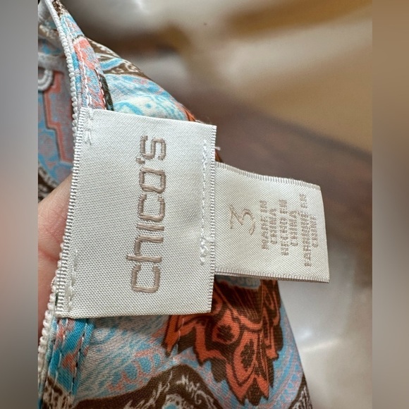 CHICOS Petite Printed Crochet-Detail Top - Picture 5 of 9